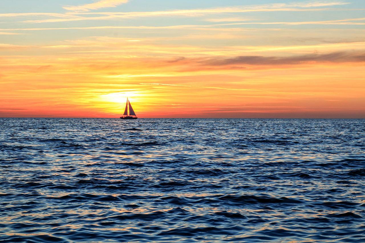 A Hilton Head Island Sunset Cruise in a sailboat